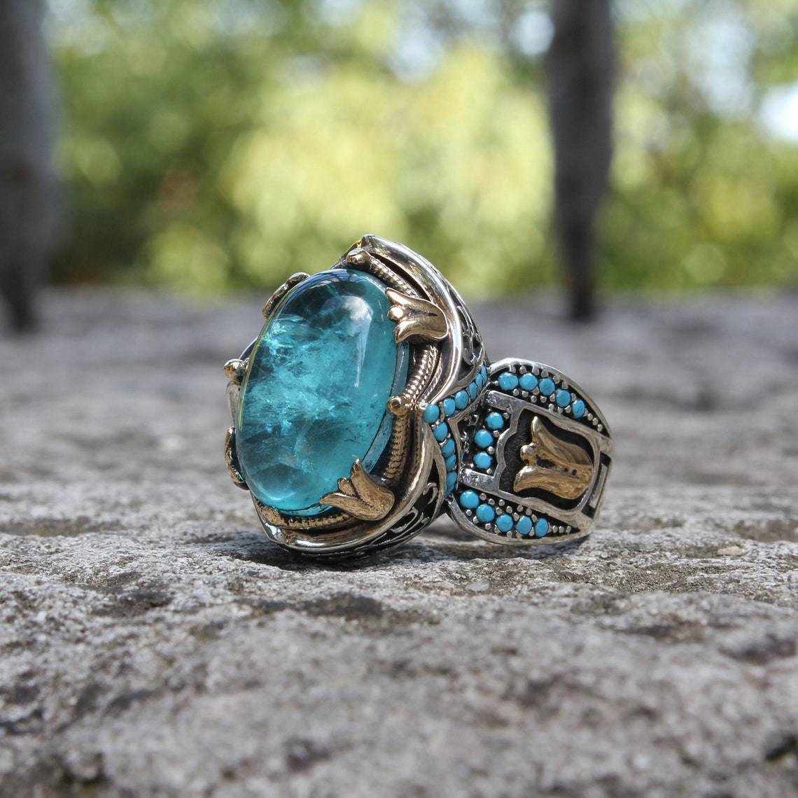 Carved Blue Gemstone Ring In Two Colors